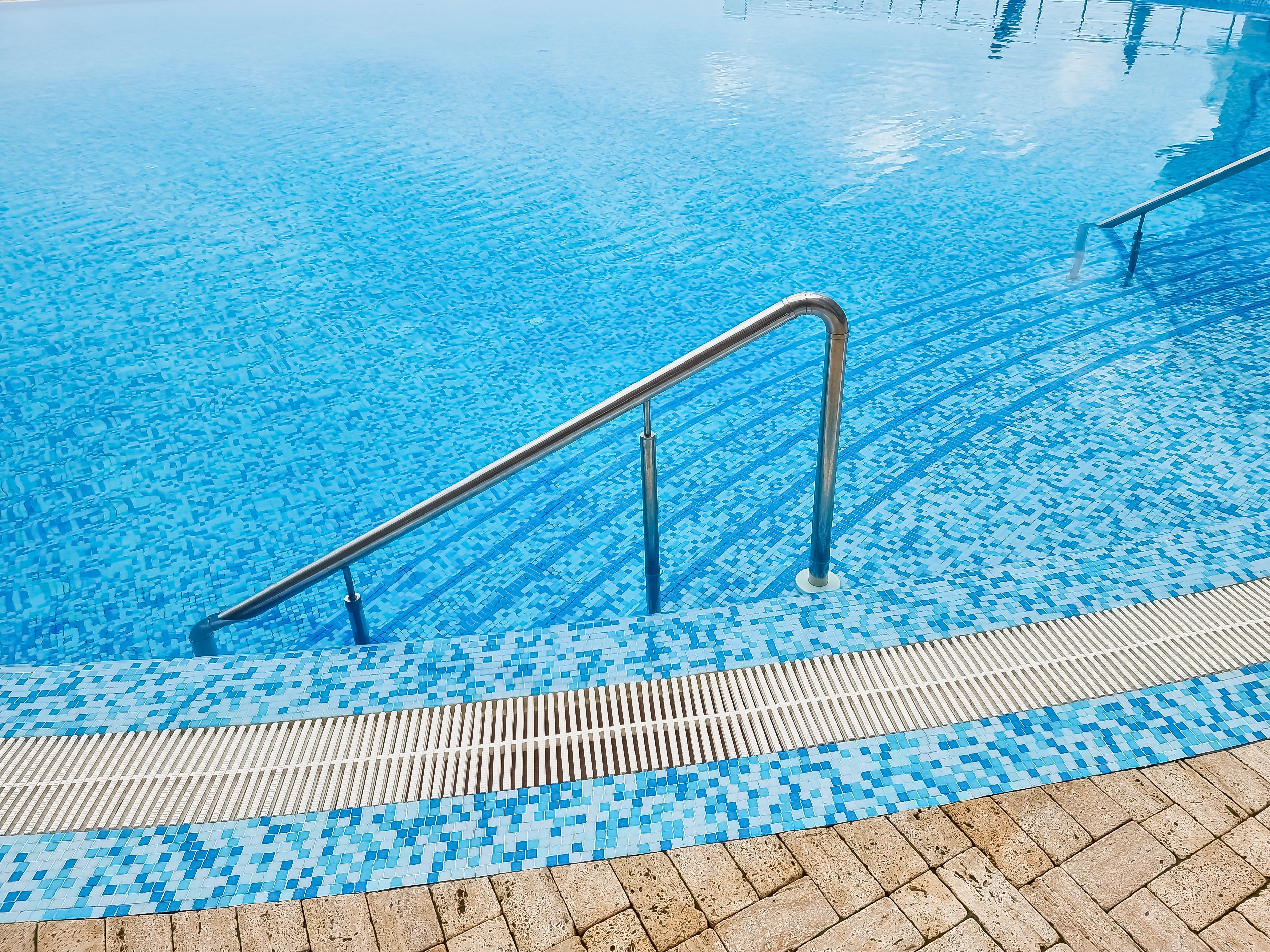 Matte Porcelain Pool Tiles
